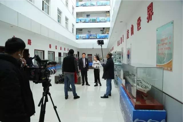 上海电视台对青岛鹏腾进行了专题采访