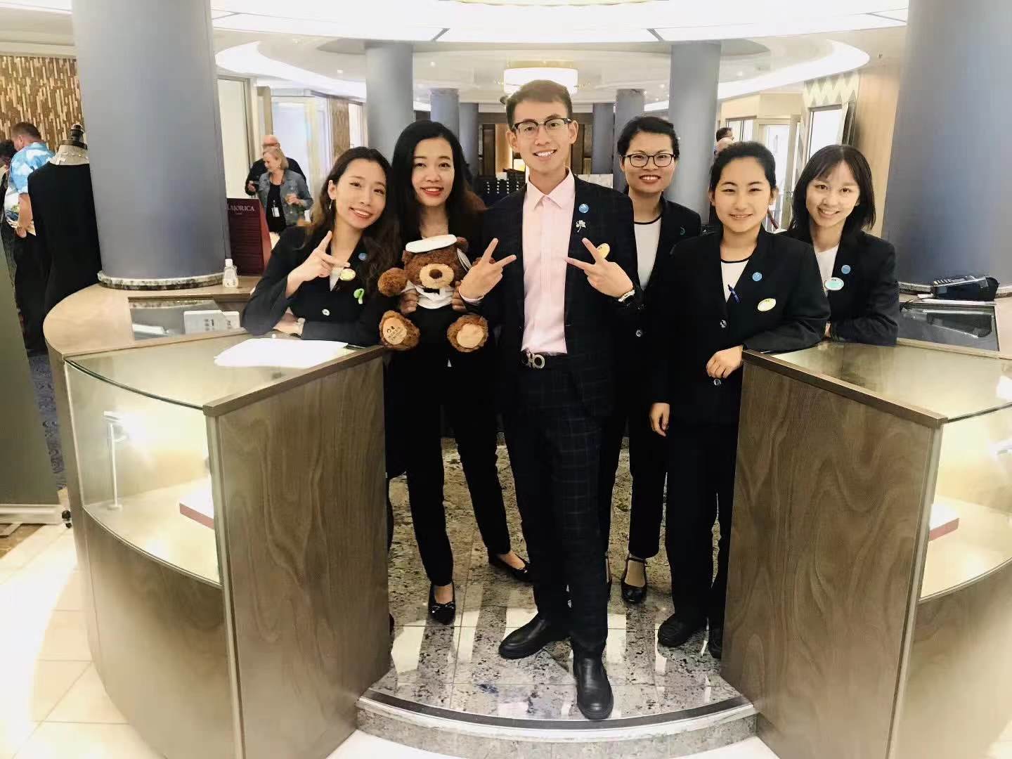 激昂青春，绽放光彩——青岛鹏腾启航邮轮，助我翱翔世界精彩